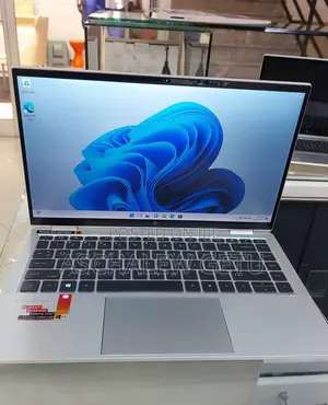 New Laptop HP EliteBook 1040 G8 16GB Intel Core I7 SSD 512GB