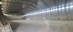 የሚሸጥ መጋዘን ቃሊቲ አከባቢ