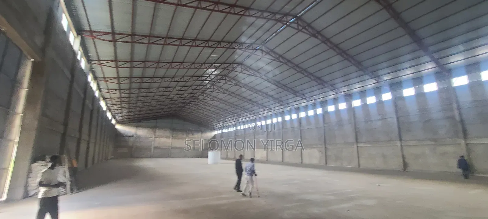 የሚሸጥ መጋዘን ቃሊቲ አከባቢ