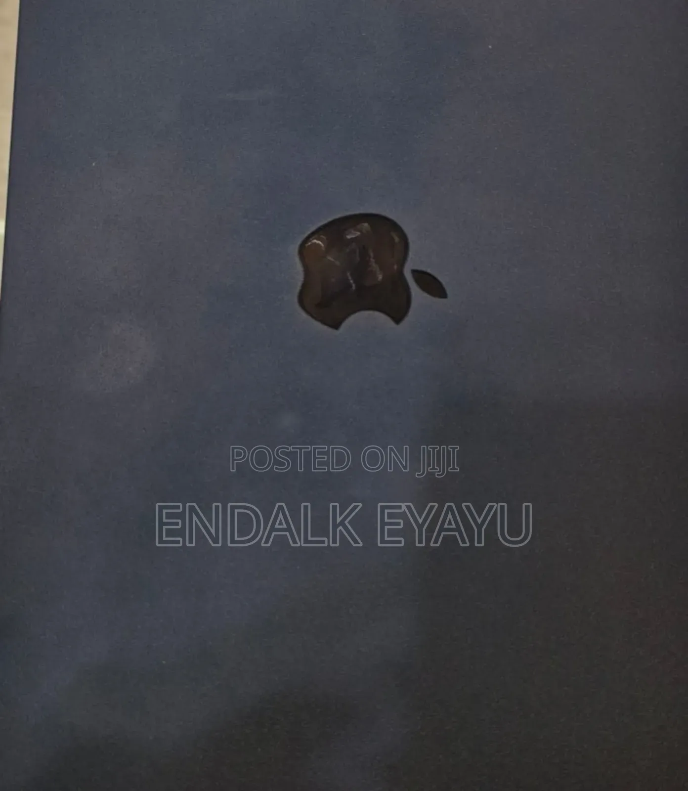 New Laptop Apple MacBook 2008 8GB Apple M2 SSD 256GB