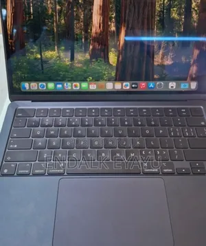 New Laptop Apple MacBook 2008 8GB Apple M2 SSD 256GB