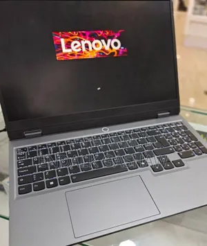 New Laptop Lenovo LOQ 15ARP9 16GB Intel Core I5 SSD 512GB