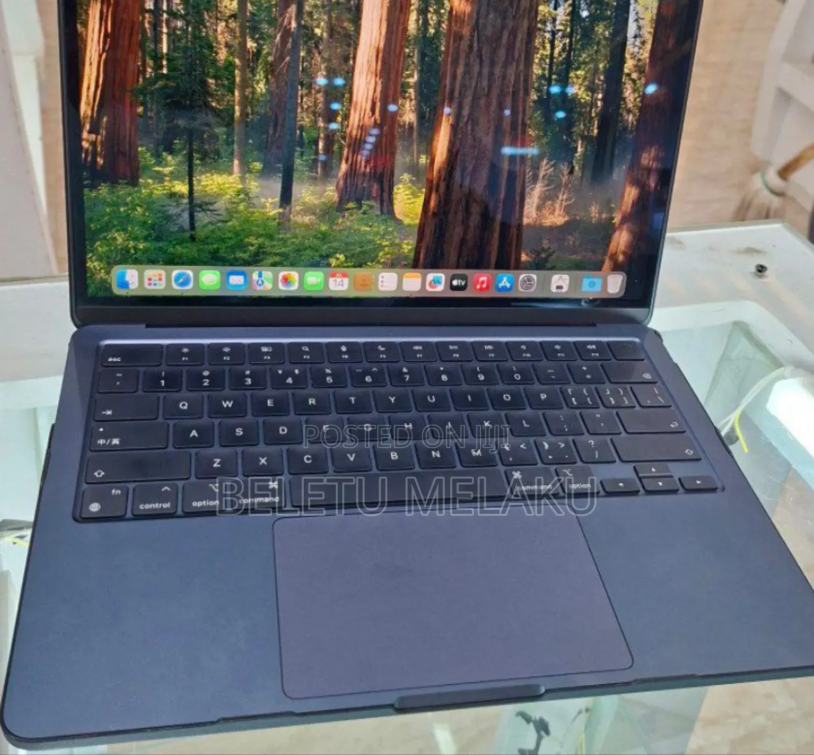 New Laptop Apple MacBook Pro 2022 M2 8GB Apple M2 SSD 256GB