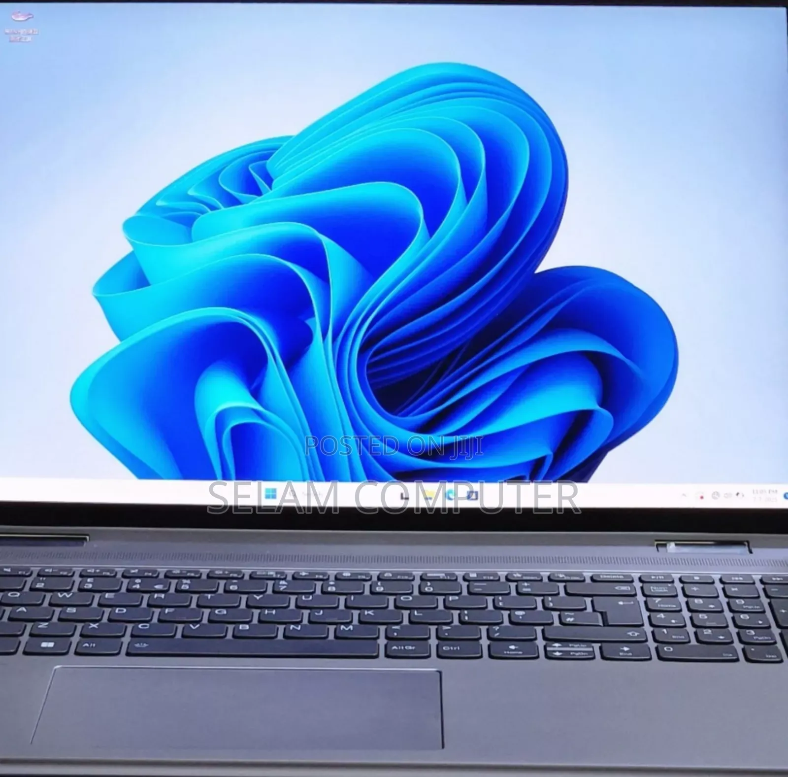 New Laptop Lenovo Yoga 7i 16GB Intel Core I7 SSD 1T