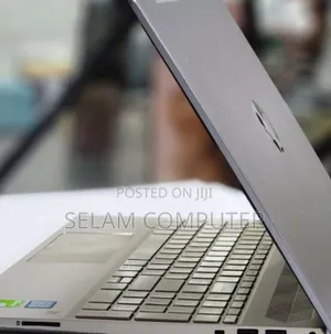 New Laptop HP Pavilion 15 8GB Intel Core I7 SSD 512GB