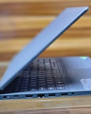 New Laptop Dell Vostro 15 3000 8GB Intel Core I5 SSD 512GB