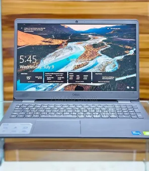 Photo - New Laptop Dell Vostro 15 3000 8GB Intel Core I5 SSD 512GB