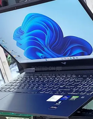 New Laptop HP Victus 15 16GB Intel Core I7 SSD 1T