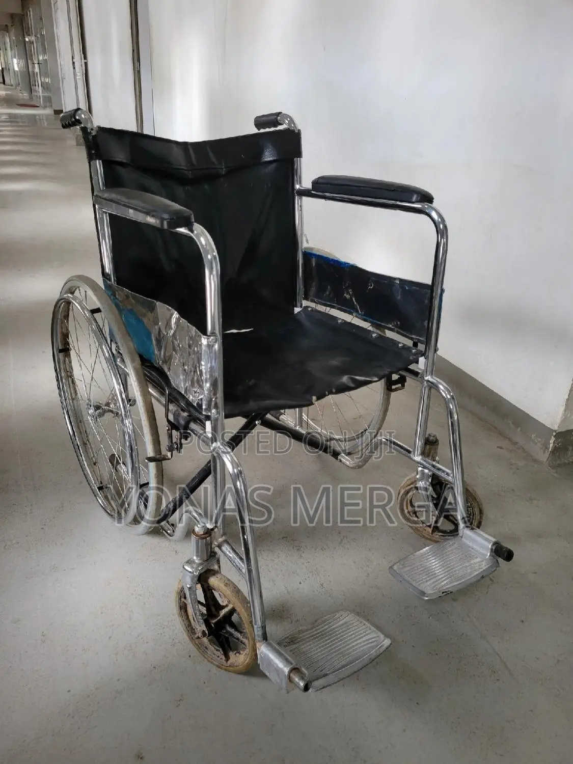 Standard Wheelchair - 46 Cm Seat - Blue Tissueغ፪wheelchair