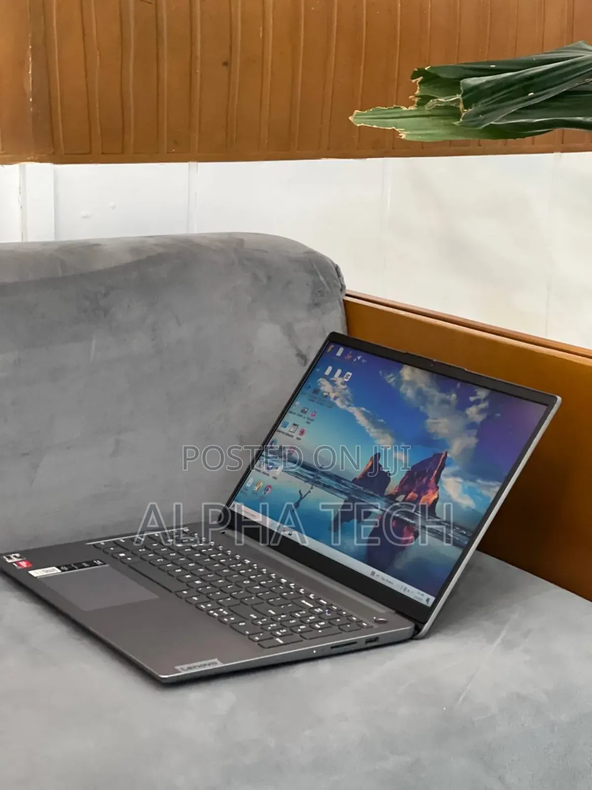 New Laptop Lenovo Ideapad 3 20GB AMD Ryzen 5 SSD 256GB