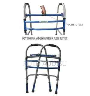 Photo - Medical Walker與否medical Walker笑笑walker走向walker的遊medical Walk