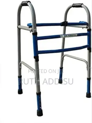 Photo - Medical Walker半年almunium Walker上升walker在此medical Walker