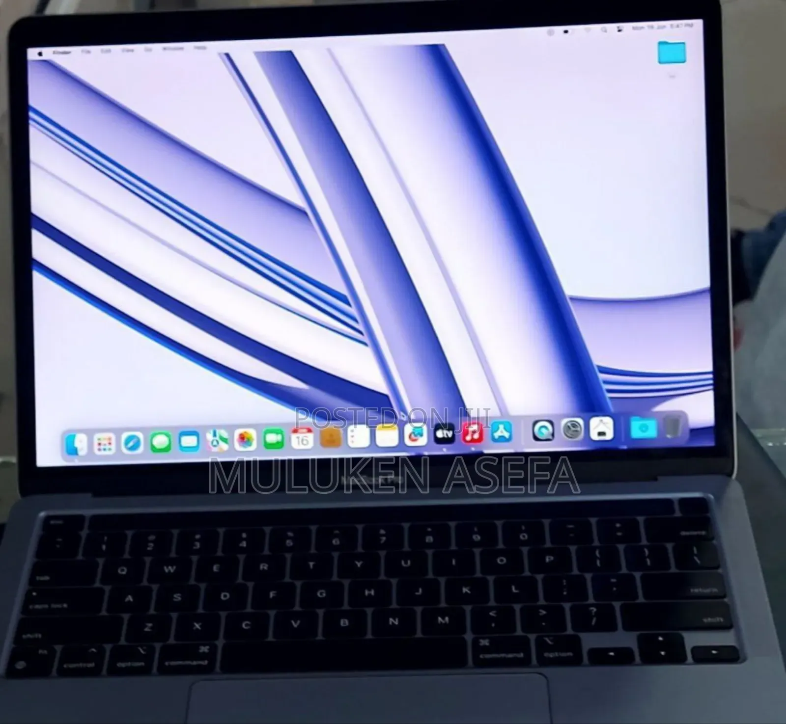 New Laptop Apple MacBook Air 2022 M2 8GB Apple M2 SSD 256GB