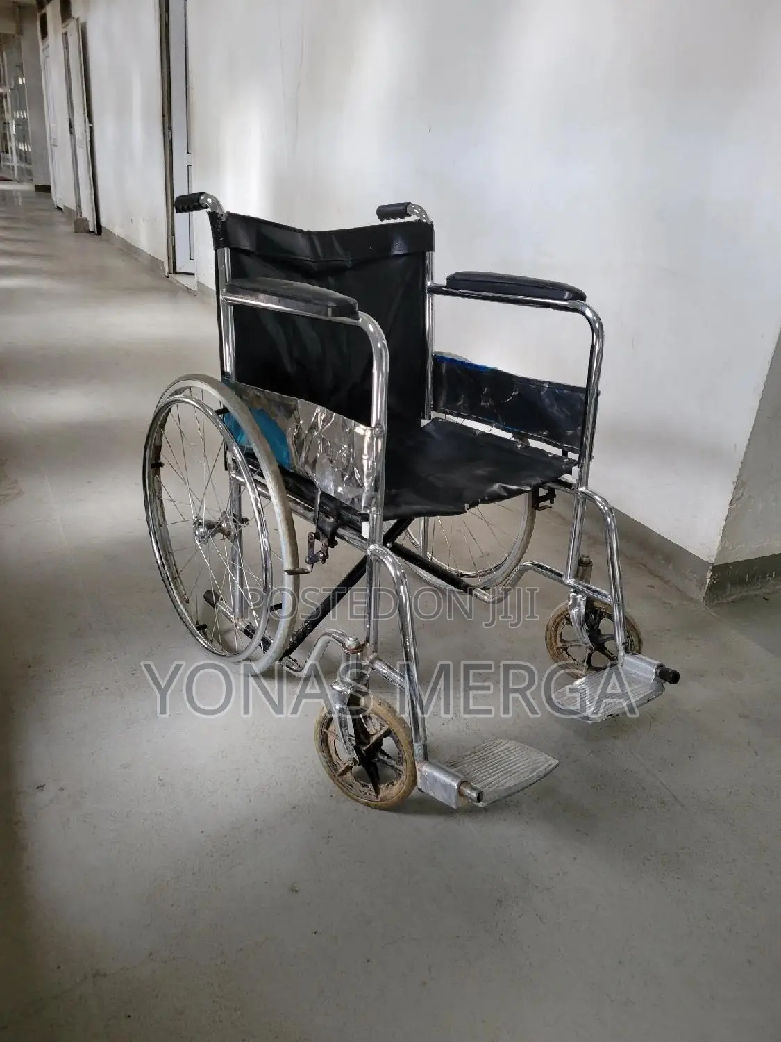 Rental Wheelchair//With the Used Basic Folding Wheelchair
