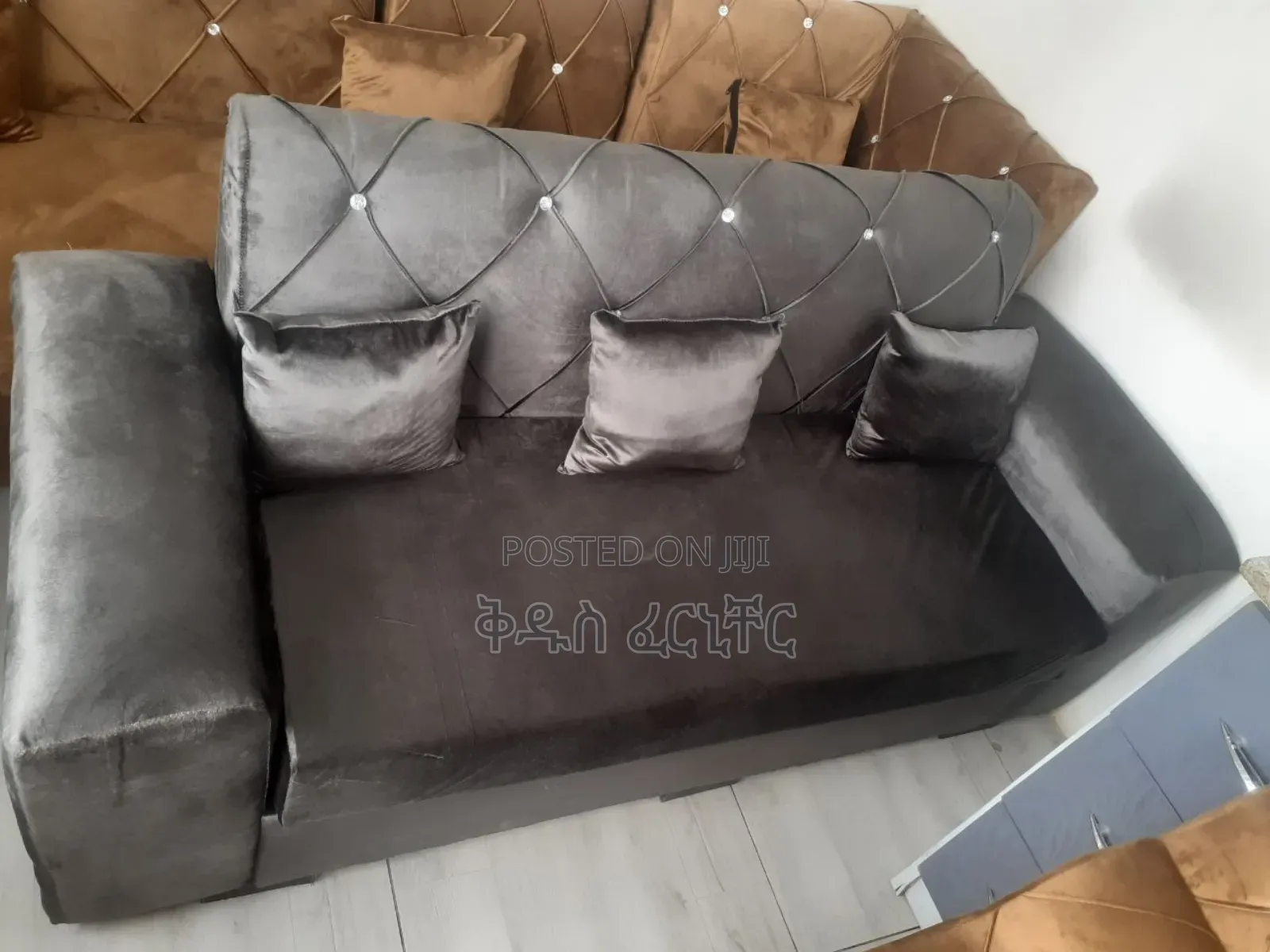 ባለ 3 ሰው የሚያስቀምጥ ሶፋ በጥራት የተሰሩ