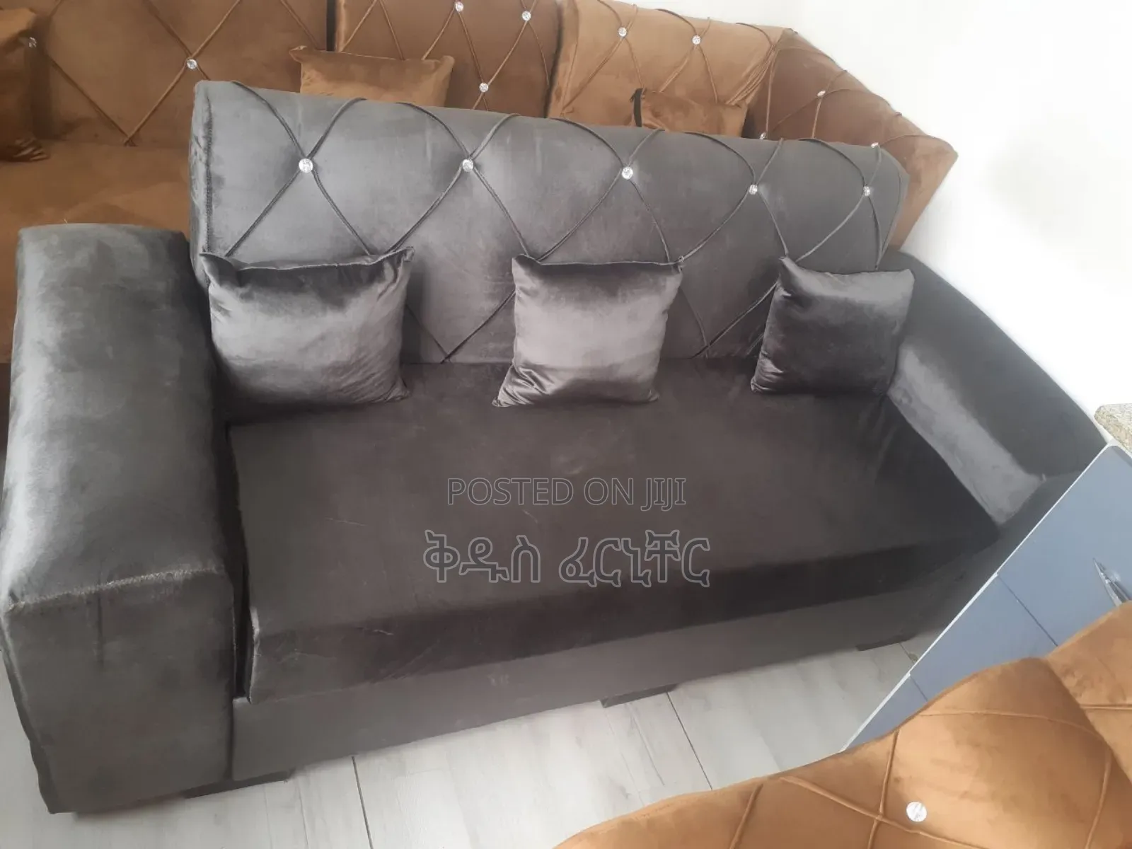 ባለ 3 ሰው የሚያስቀምጥ ሶፋ በጥራት የተሰሩ