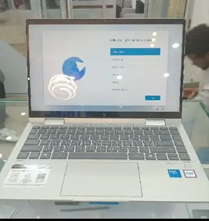 New Laptop HP Envy X360 8GB SSD 512GB