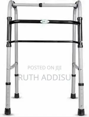 Photo - Walker當中medical Walker它以foldable Walker與日walker Medical New