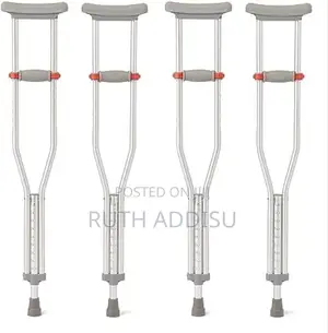 Photo - Bilateral Axillary Crutches起初crutches的我crutches想法crutches