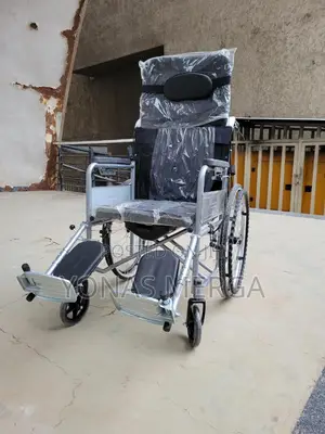 ቤልት ያላቸዉጠንካራ ሸራ ባለፖፖ ዊልቼር፬لwheelchair٨灾pot Wheelchair€€Wheel