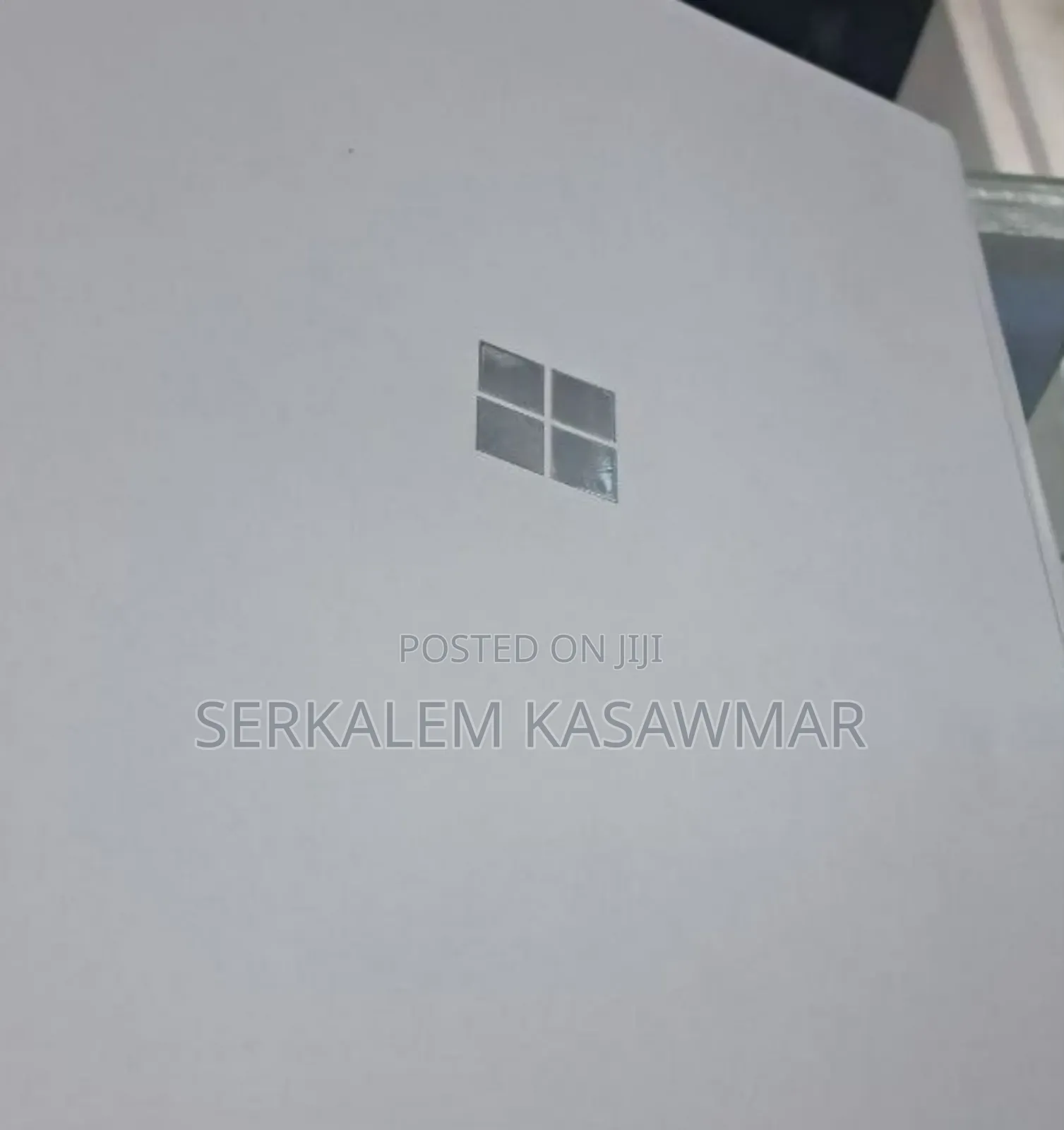 New Laptop Microsoft Surface Book 2 16GB Intel Core I7 SSD 256GB