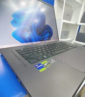 New Laptop Asus ROG Zephyrus G15 16GB Intel Core I9 SSD 1T