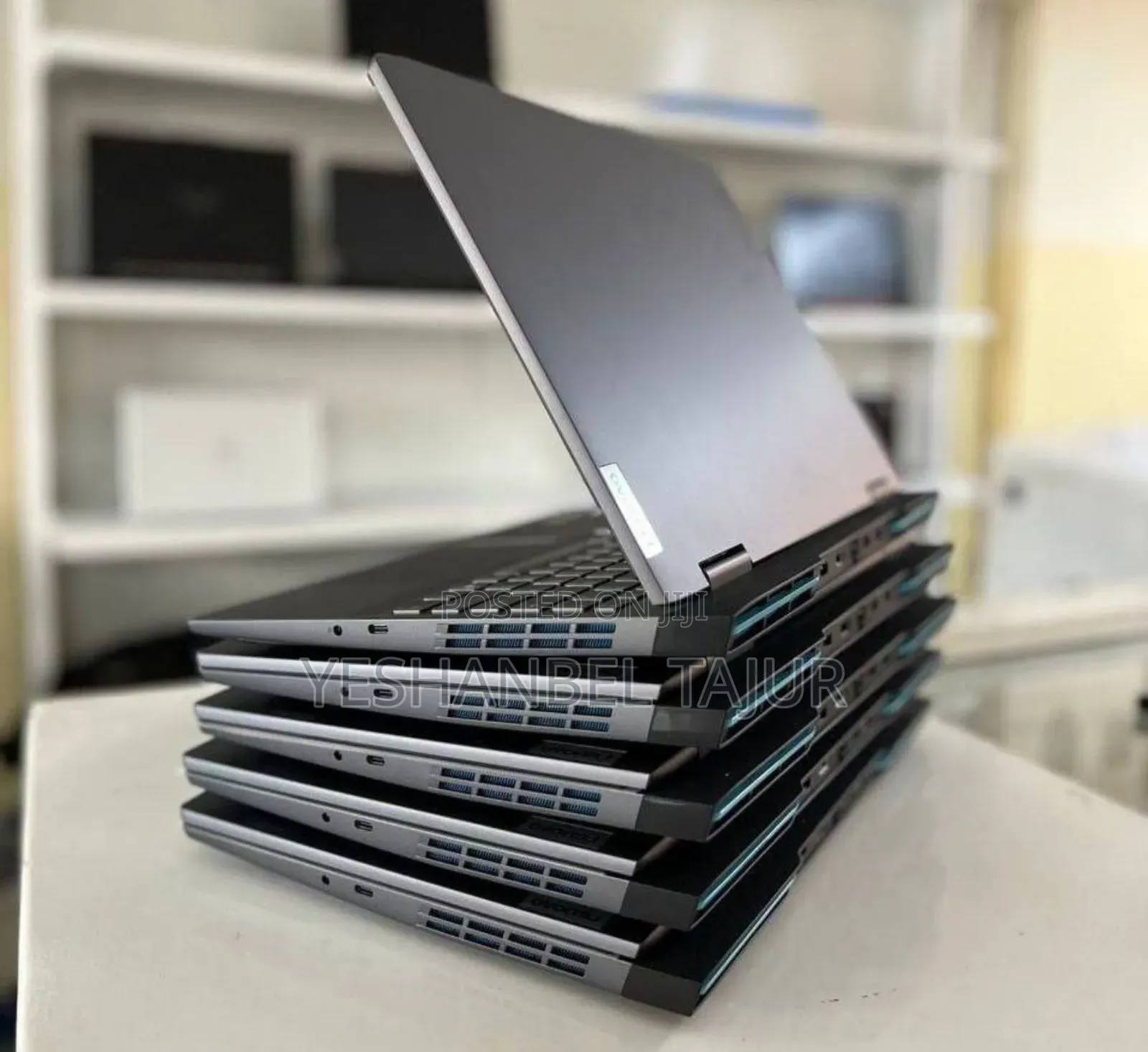 New Laptop Lenovo LOQ 15ARP9 8GB Intel Core i5 SSD 512GB