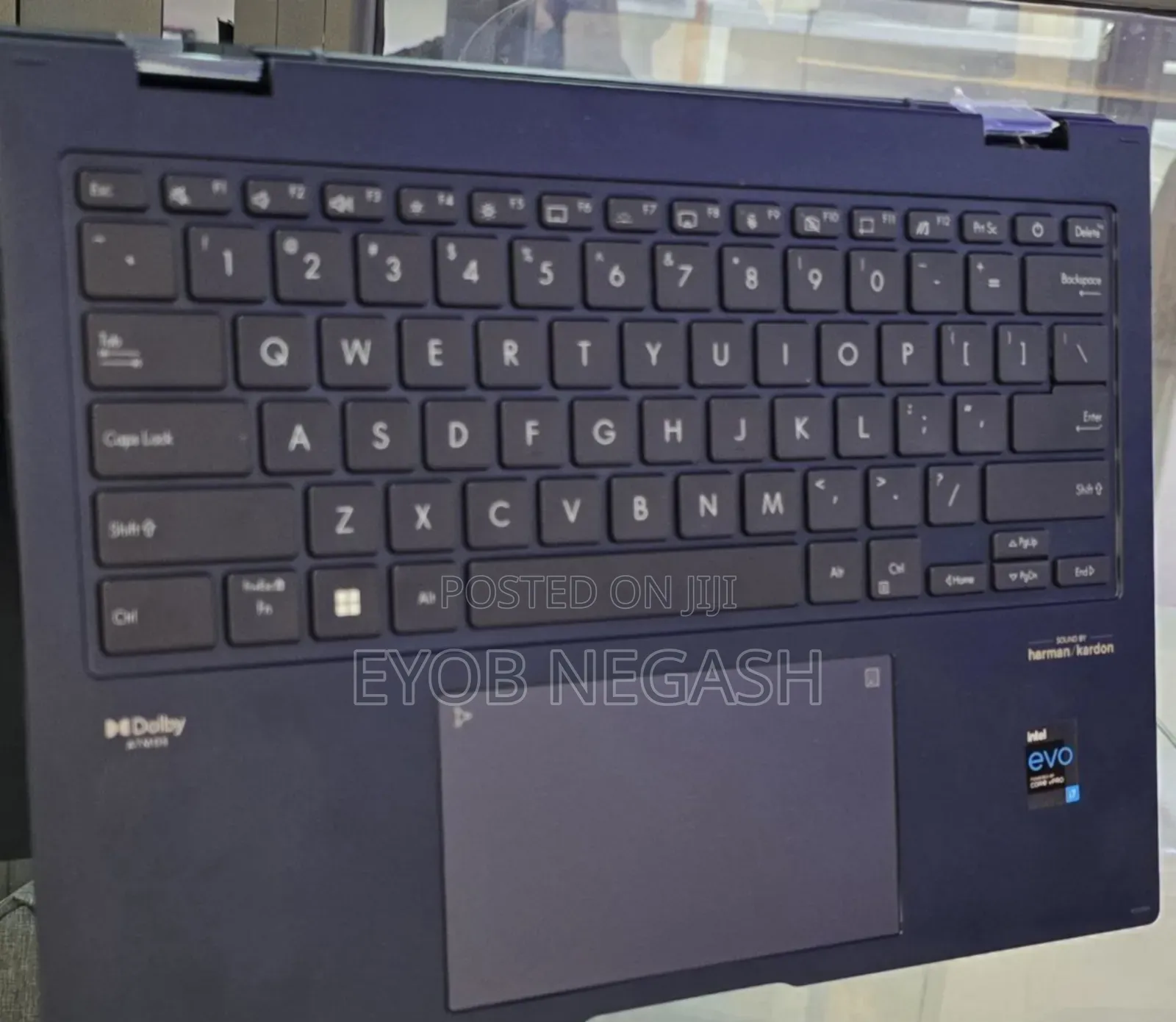 New Laptop Asus ZenBook 13 UX331UN 16GB Intel Core I7 SSD 1T