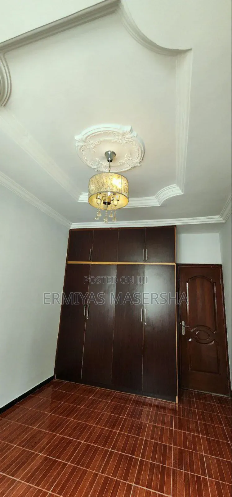 Furnished 5bdrm Villa in Yeka for sale