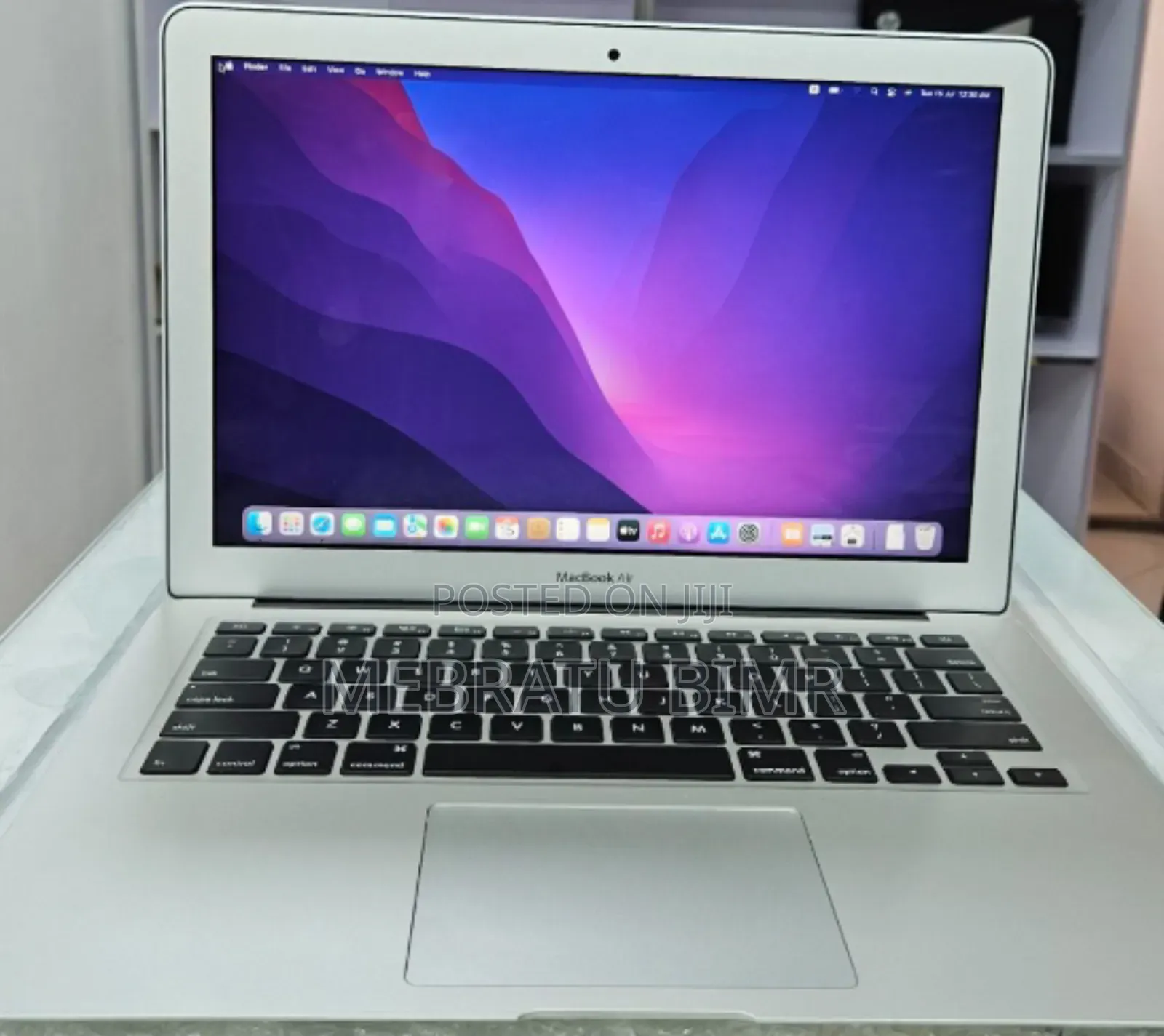 New Laptop Apple MacBook Air 2017 8GB Intel Core I5 SSD 256GB