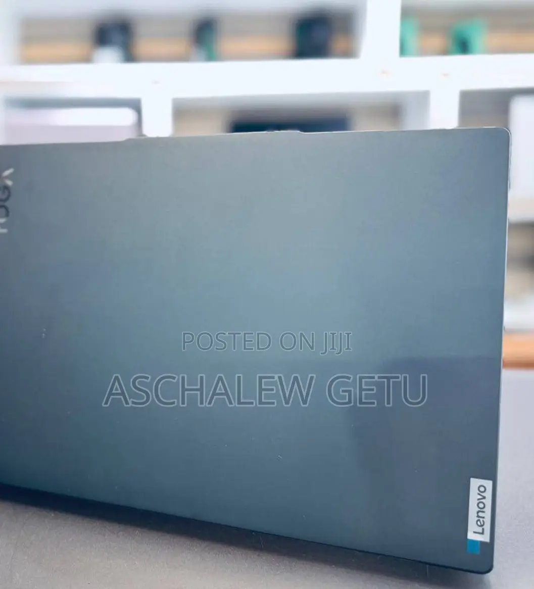 New Laptop Lenovo Yoga 2 Pro 8GB Intel Core I7 SSD 1T