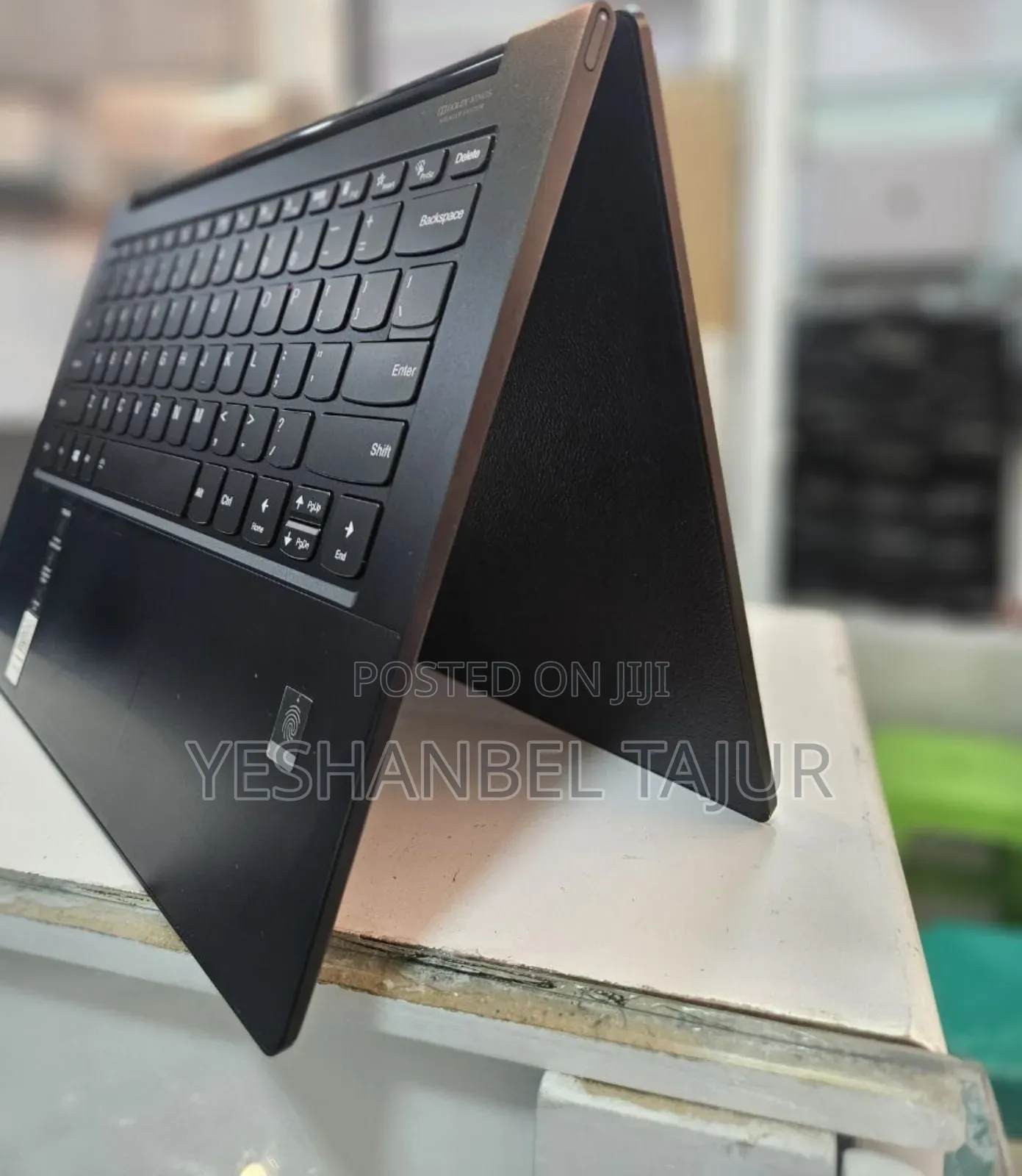 New Laptop Lenovo Yoga Book 9i 16GB Intel Core I7 SSD 512GB