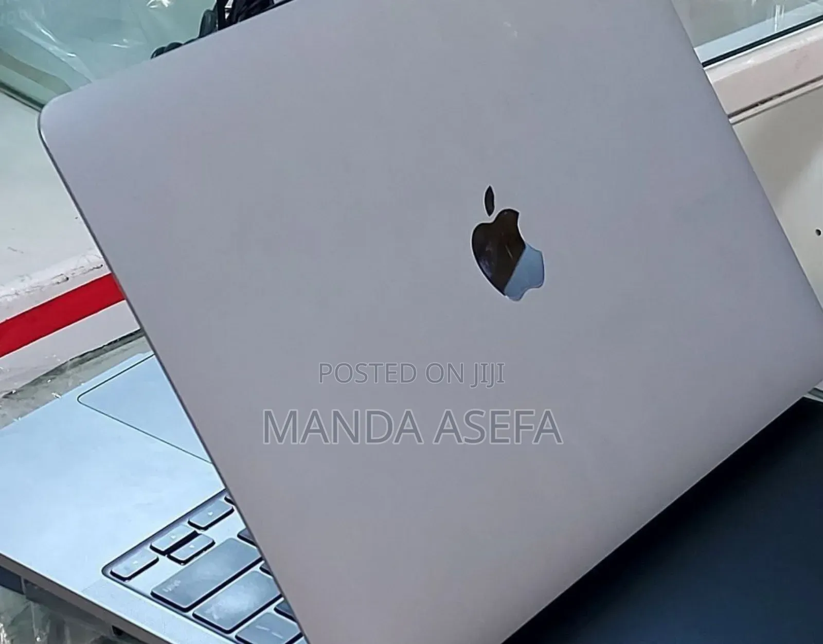 New Laptop Apple MacBook Pro 8GB Apple M2 SSD 256GB
