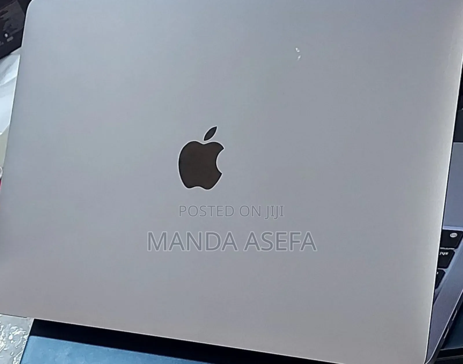 New Laptop Apple MacBook Pro 8GB Apple M2 SSD 256GB