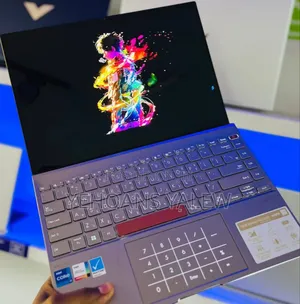 New Laptop Asus 16GB Intel Core I7 SSD 512GB