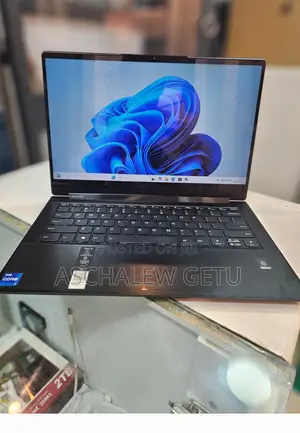 Photo - New Laptop Lenovo Yoga 9i 16GB Intel Core I7 SSD 512GB