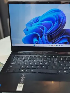 New Laptop Lenovo Yoga 9i 16GB Intel Core I7 SSD 512GB