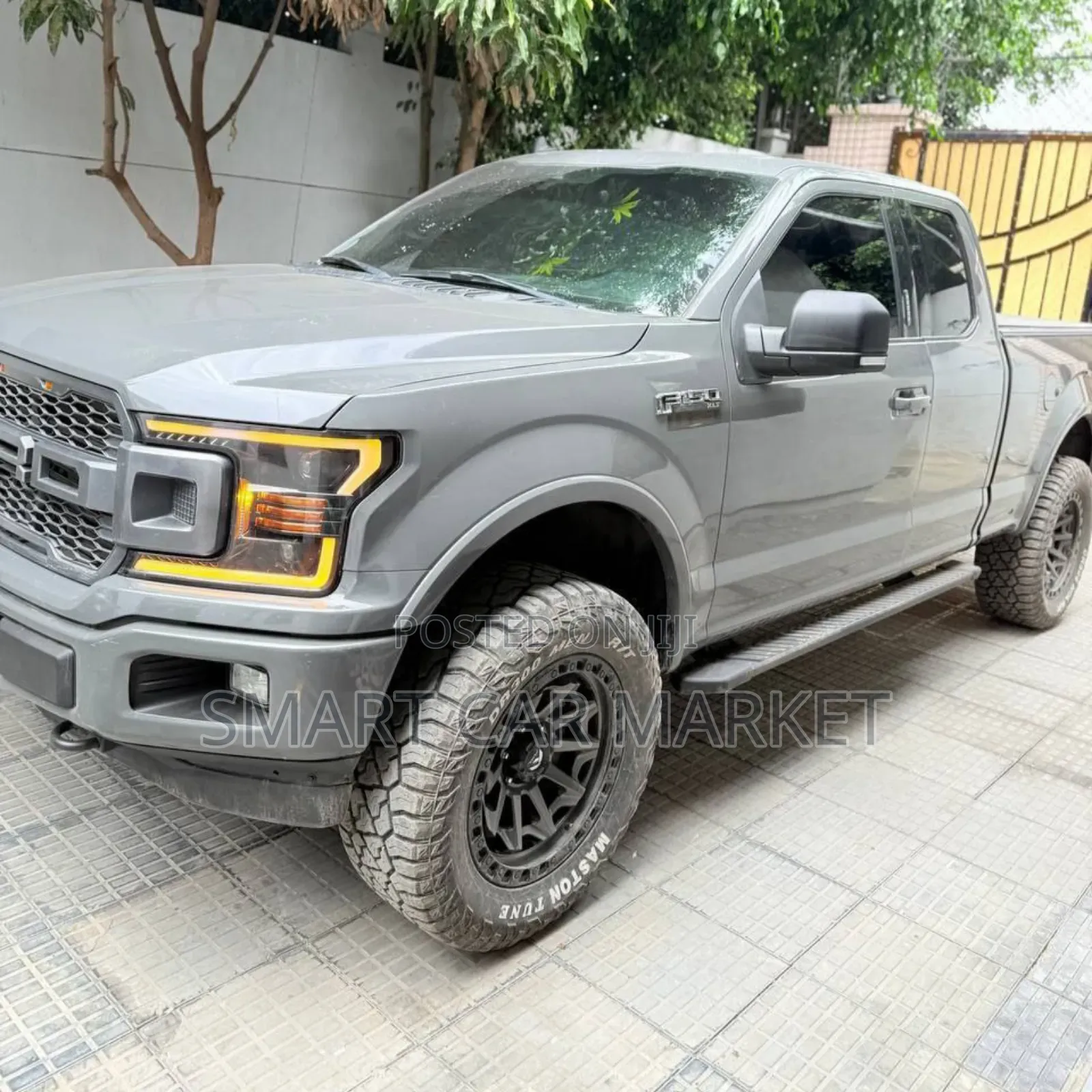 Ford F-150 2020 Gray