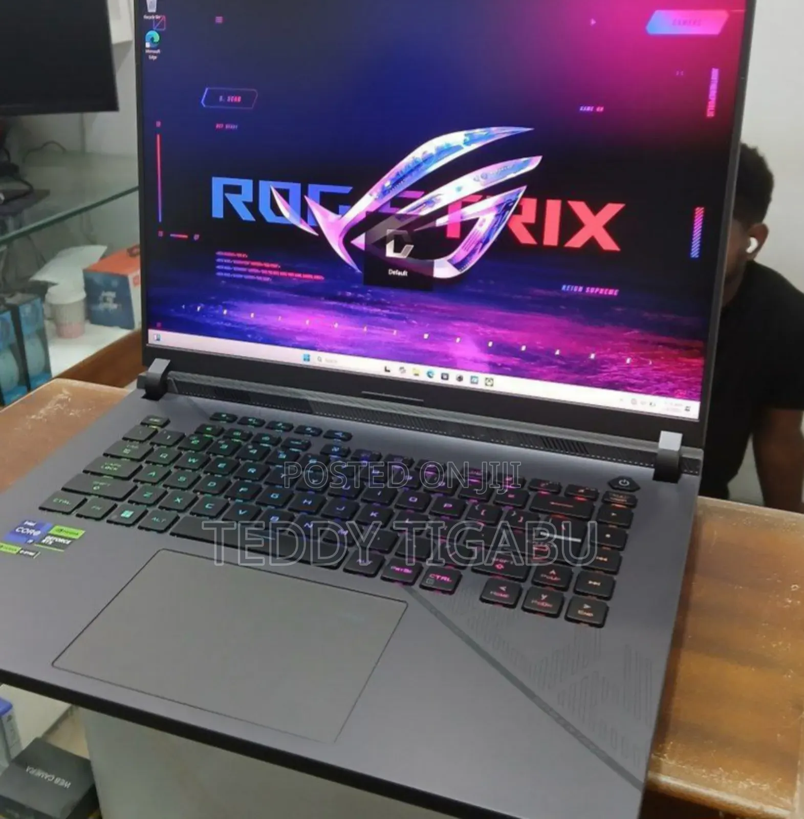 New Laptop Asus ROG Strix G15 32GB Intel Core I9 SSD 1T