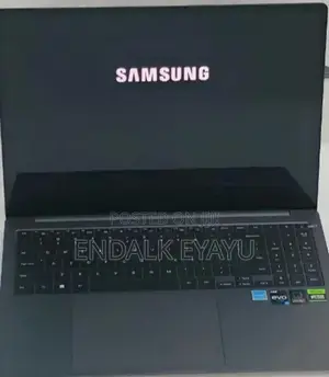 New Laptop Samsung 16GB Intel Core I7 SSD 1T