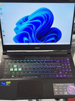 New Laptop MSI Katana 15 16GB Intel Core I7 SSD 512GB