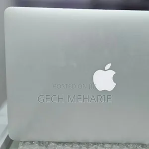 Photo - New Laptop Apple MacBook Air 2017 8GB Intel Core I5 SSD 256GB