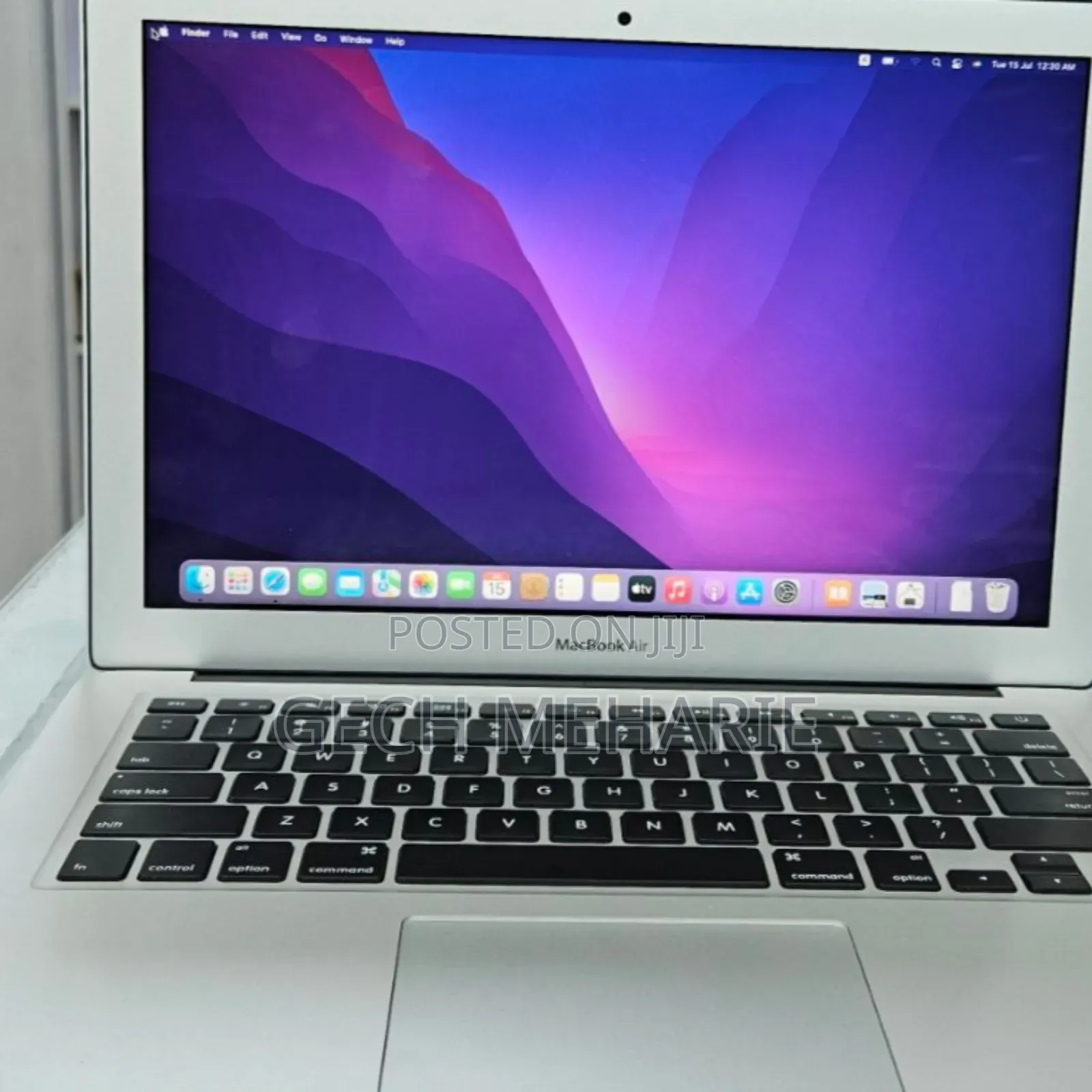 New Laptop Apple MacBook Air 2017 8GB Intel Core I5 SSD 256GB