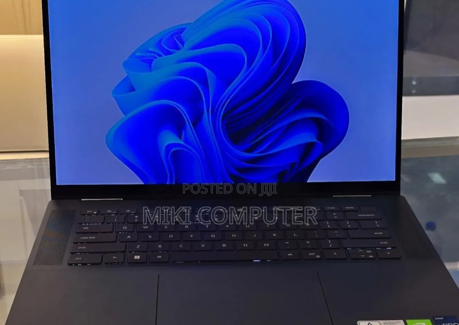 New Laptop Dell Inspiron 15 16GB Intel Core I7 SSD 1T