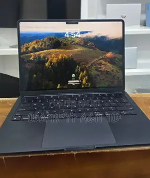 New Laptop Apple MacBook Air 2022 M2 8GB Apple M1 SSD 256GB