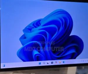 New Laptop Asus Zenbook 14 UX434 16GB Intel Core I7 SSD 1T