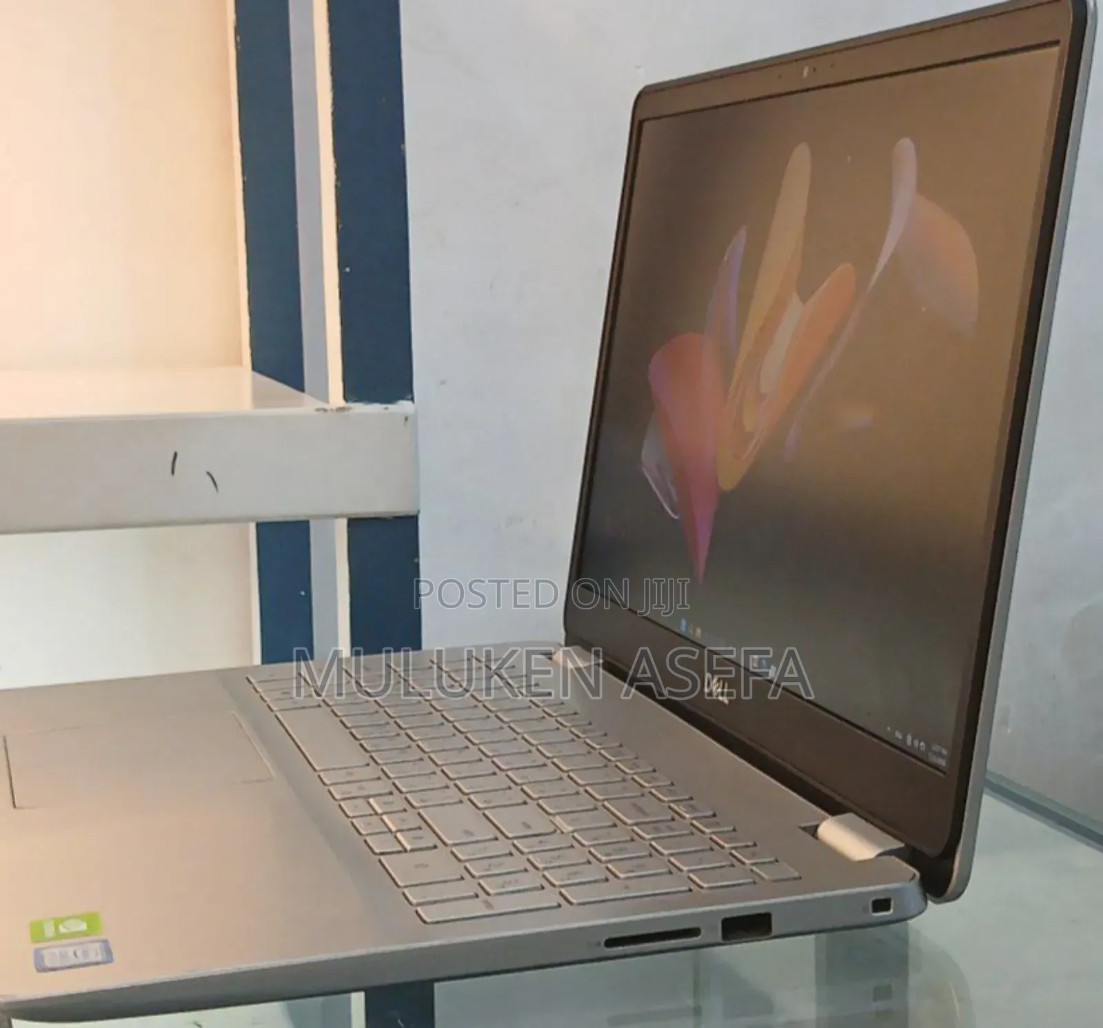 New Laptop Dell Inspiron 15 16GB Intel Core I7 SSD 1T