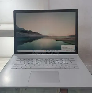 New Laptop Microsoft Surface Book 2 16GB Intel Core I7 SSD 256GB