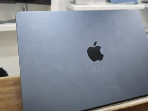 New Laptop Apple MacBook Air 8GB SSD 256GB