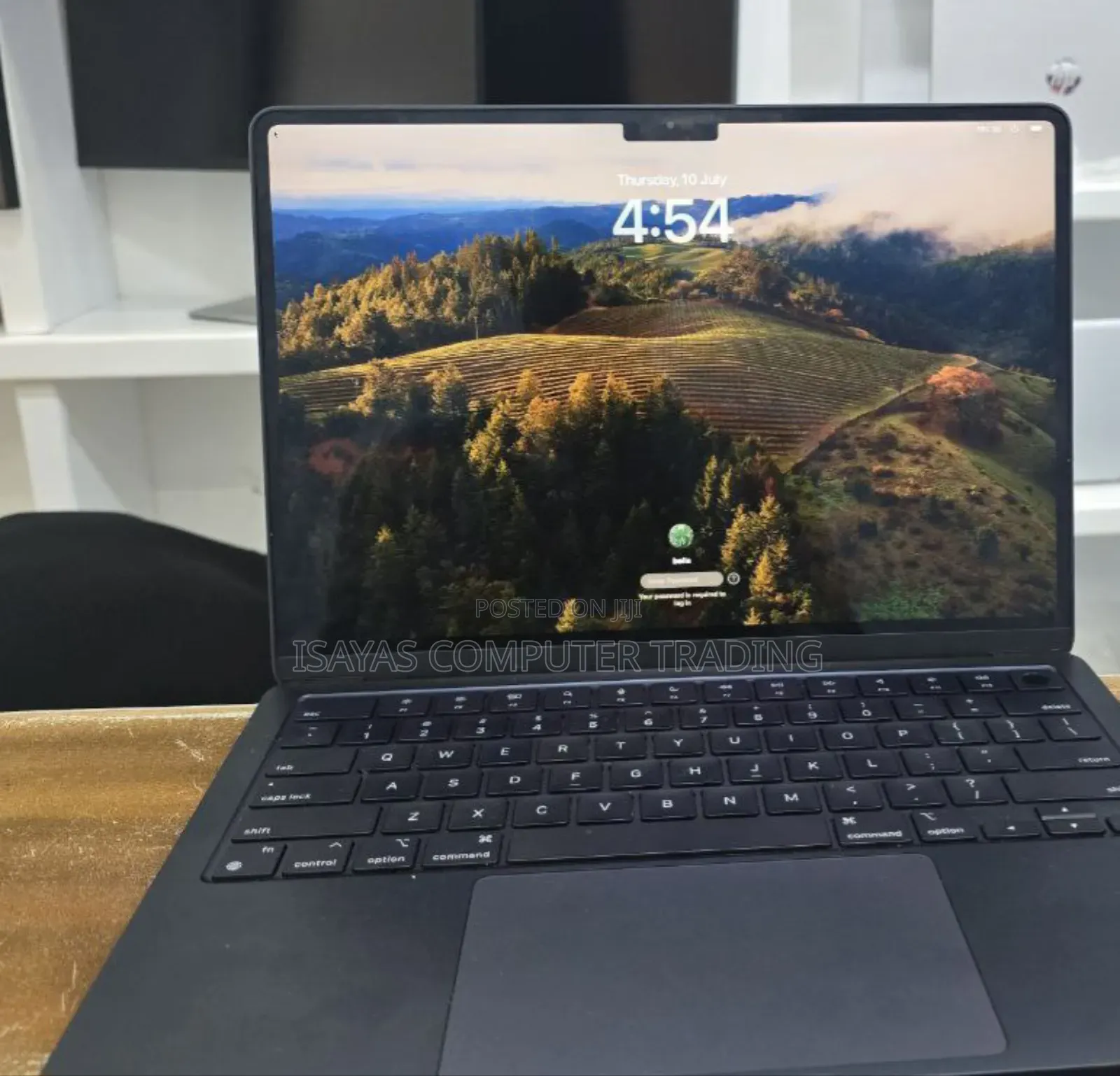 New Laptop Apple MacBook Air 8GB SSD 256GB